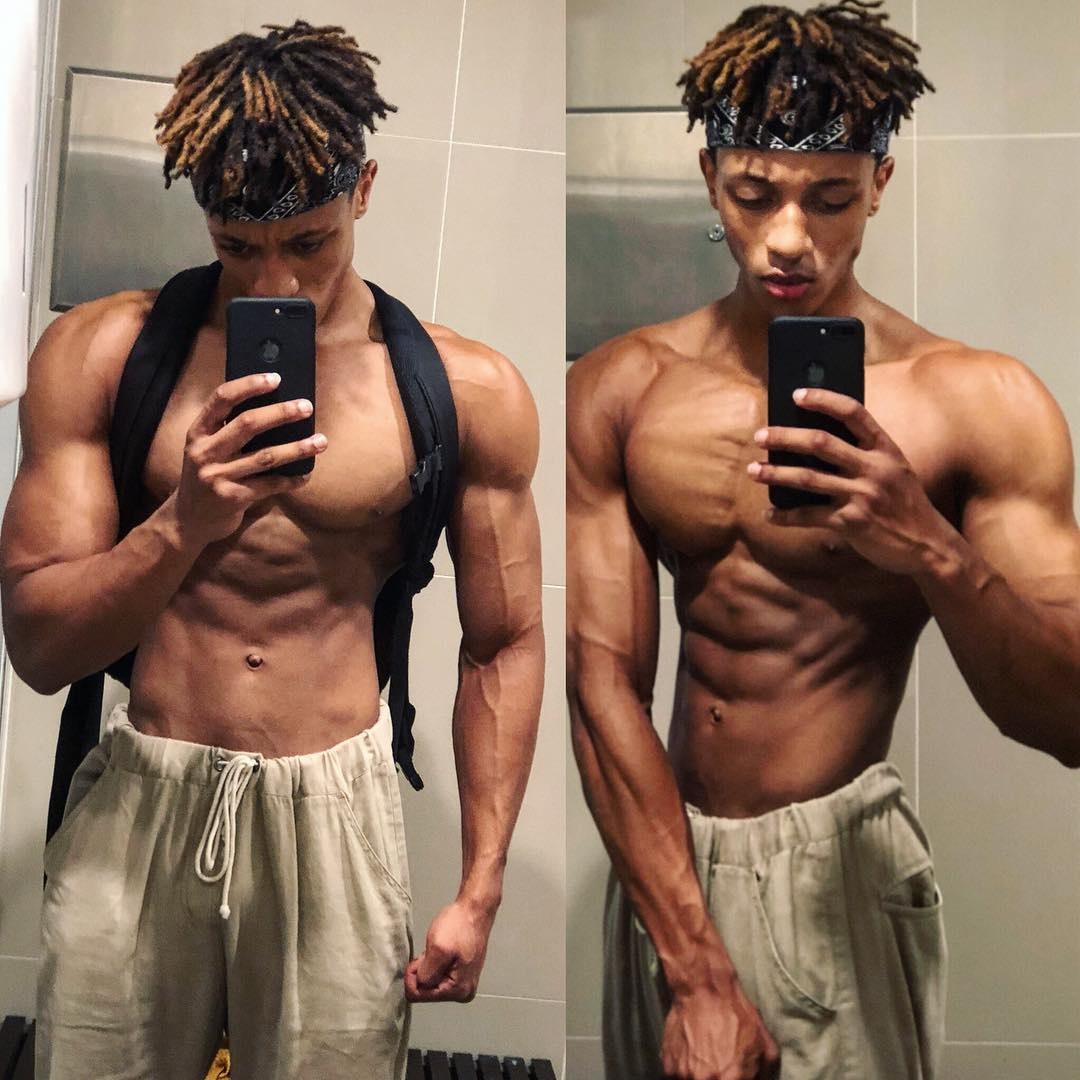 chang trai co than hinh nhu duoc photoshop anh 1