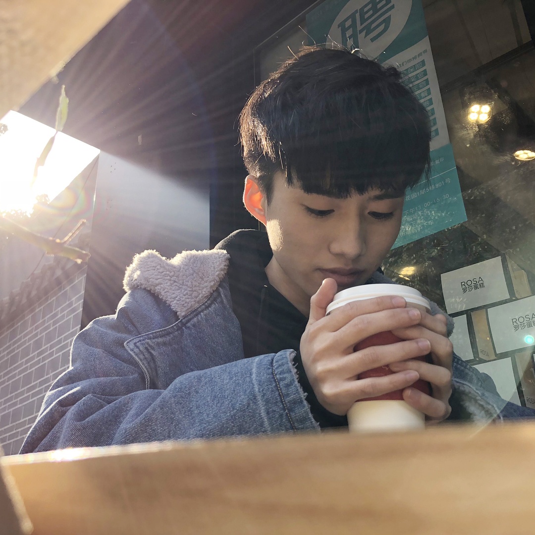 nam đồng nghiệp điển trai của thánh ăn công sở  ảnh 6 nam dong nghiep dien trai cua thanh an cong so anh 6