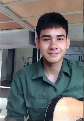 nam sinh cover Chieu hom ay tieng Ha Tinh anh 1