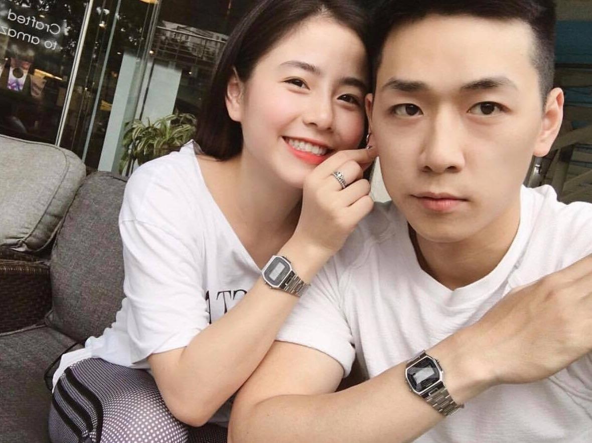 Hot boy Ba Duy hao hung khoe qua sinh nhat vo tang hinh anh