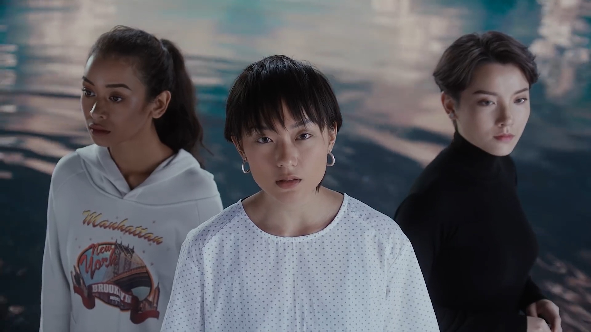 3 nu chinh trong MV Everyday anh 13