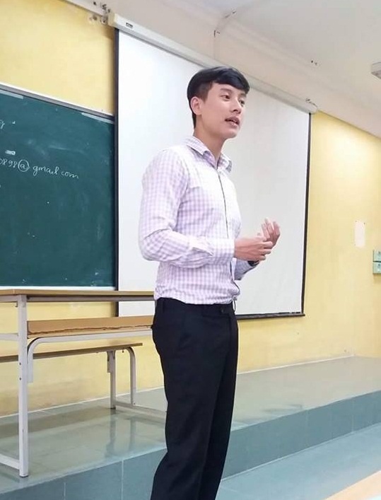 giang vien dep trai hoc vien ngan hang anh 2