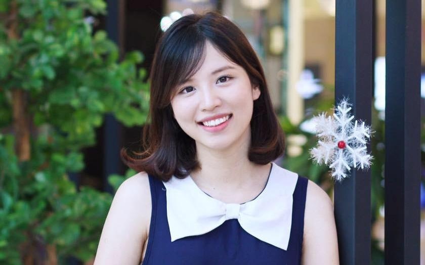 Em ho Huong Giang Idol cao 1,69 m gioi tieng Anh, la giang vien DH hinh anh