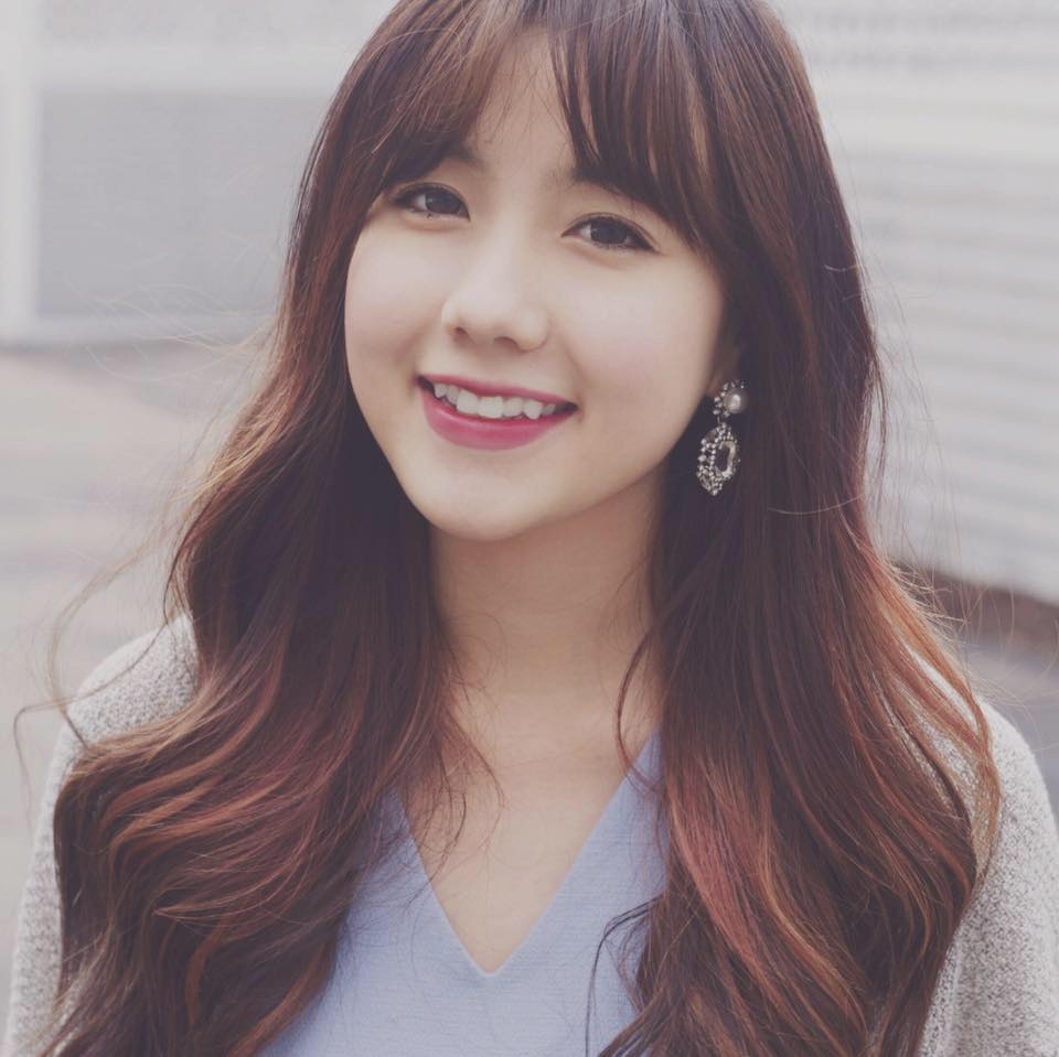 Hot girl Mie Nguyen tot nghiep dai hoc anh 6