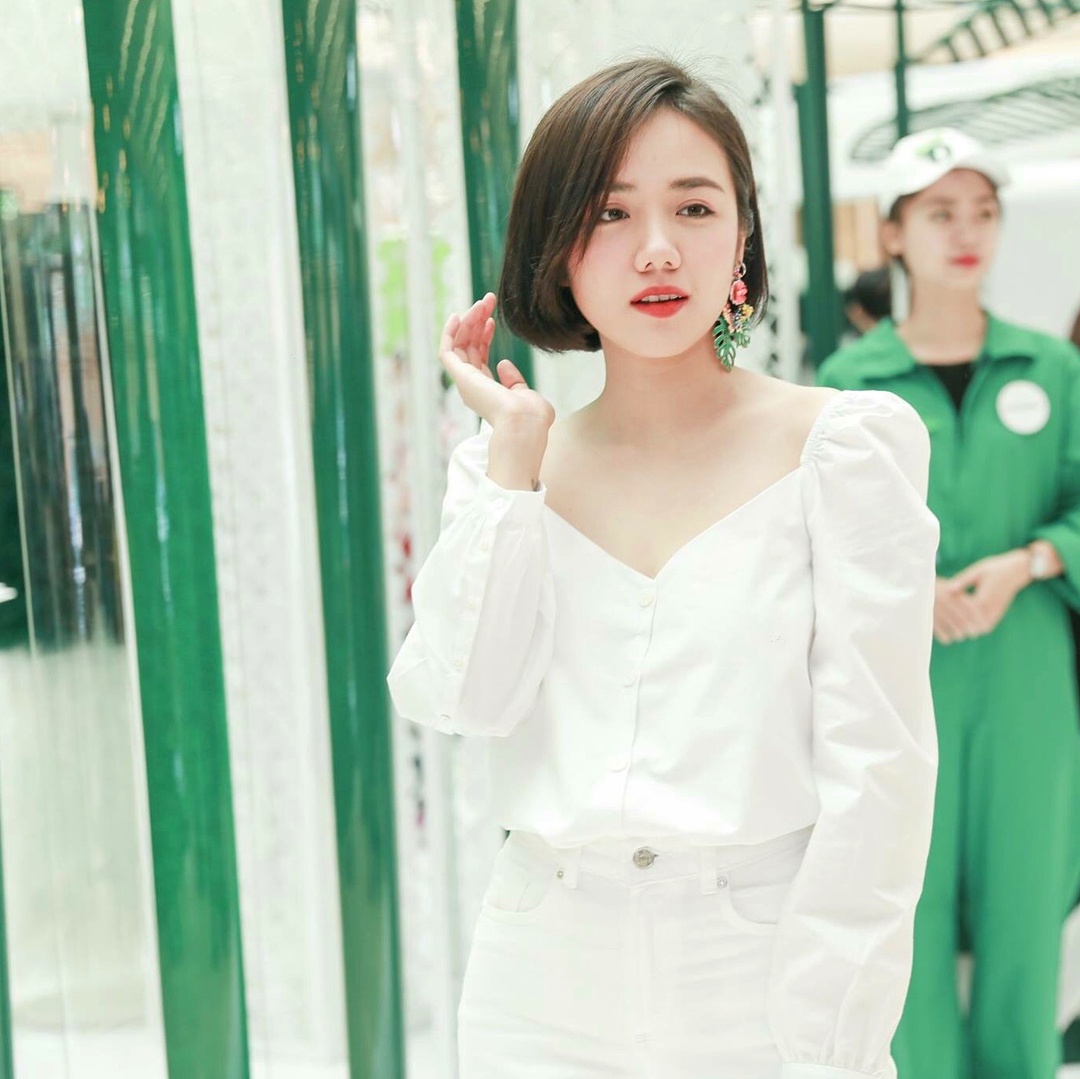 Hot girl nguc lep anh 7