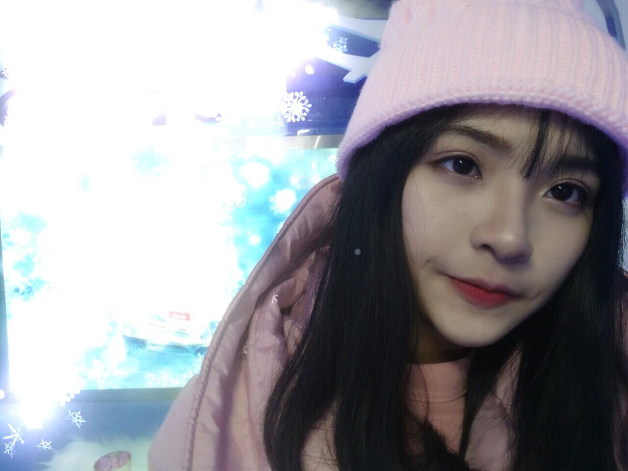 Nu sinh Phan Boi Chau cover anh 2