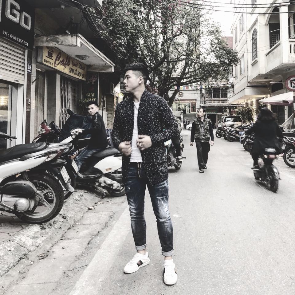 Hot boy Pham Anh Quan cover Chieu hom ay anh 4