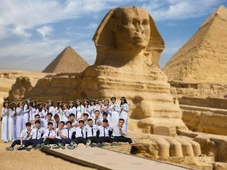 Anh ky yeu 'di khap the gian' hai huoc cua teen Can Tho hinh anh