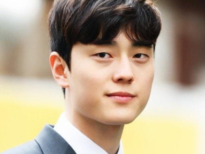 Ve dien trai cua dai bieu Hoi dong thanh pho tre nhat Han Quoc hinh anh