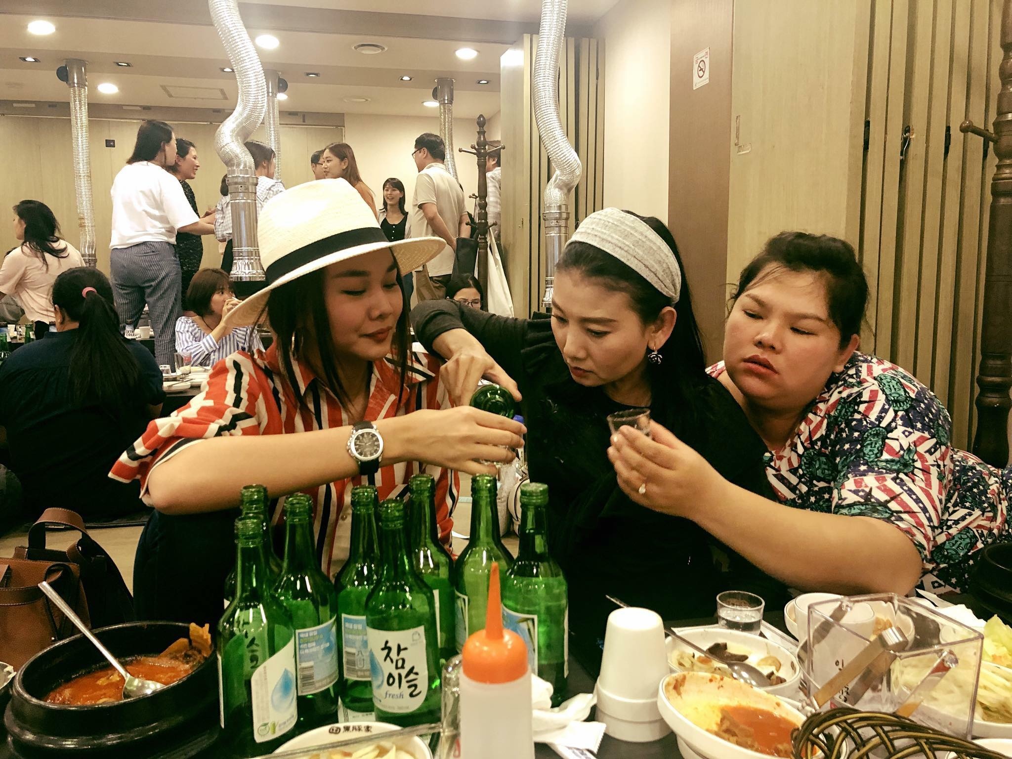 Tinh ban dep giua MC Hoang Oanh va Hoang Yen Chibi anh 7