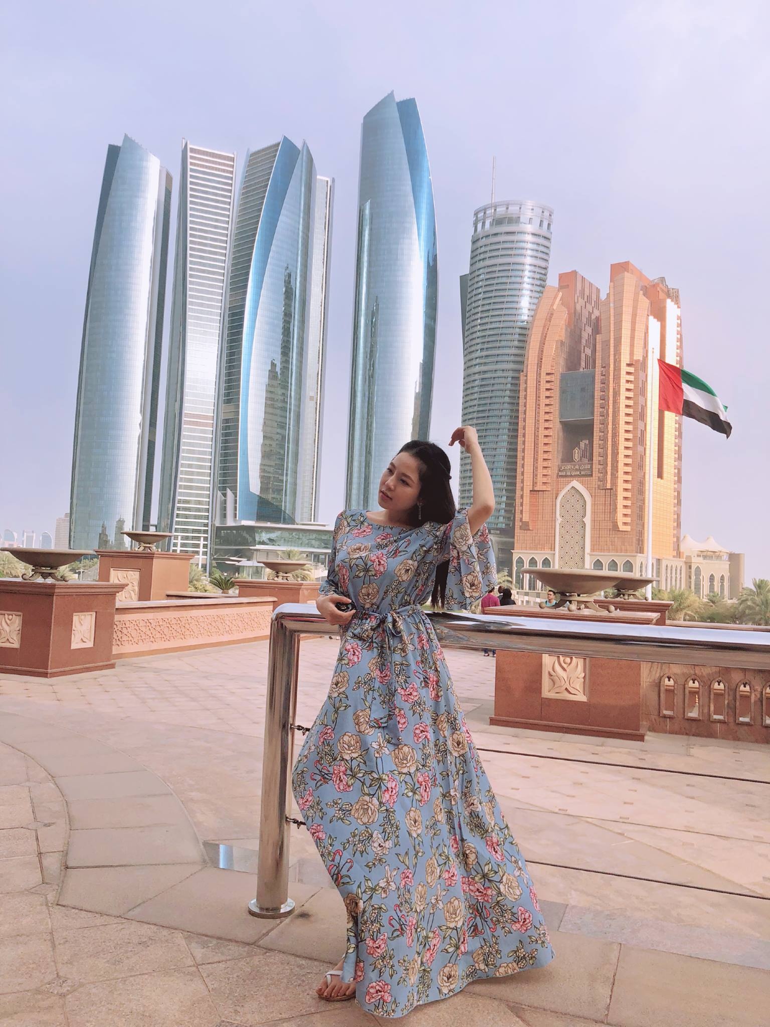 Hot girl binh luan truoc tran dau Iran - Morocco gay chu y anh 6