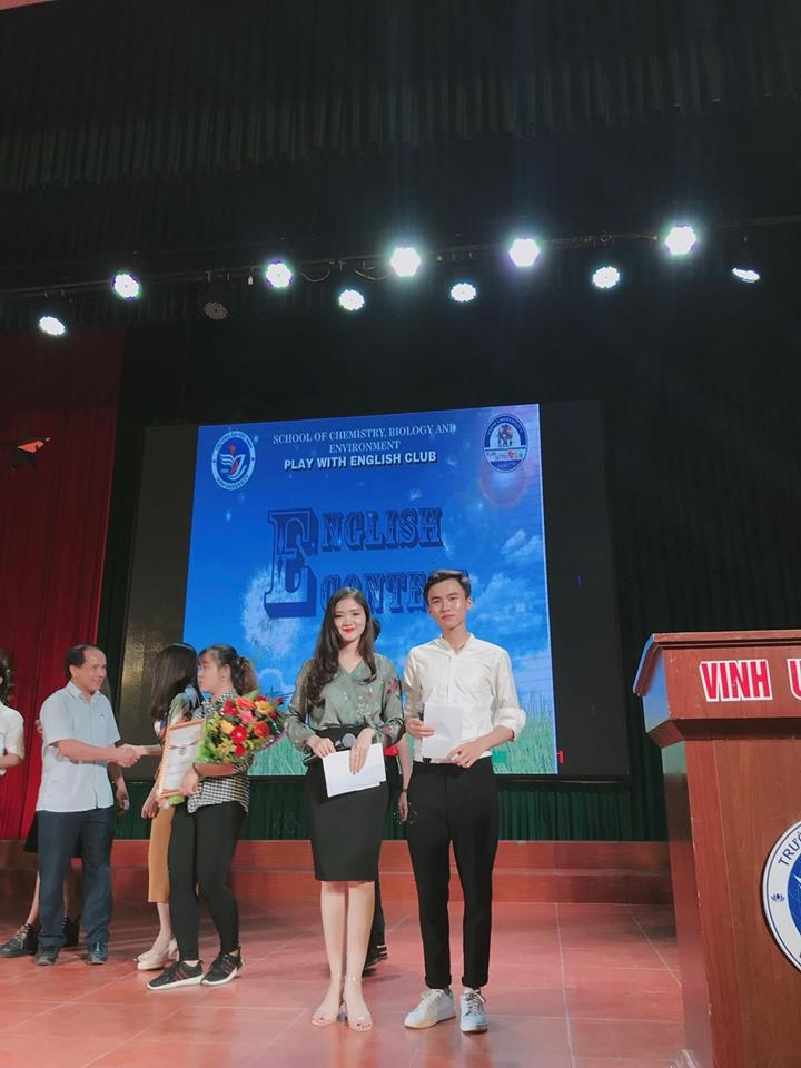 thay giao cau hon nu sinh anh 6