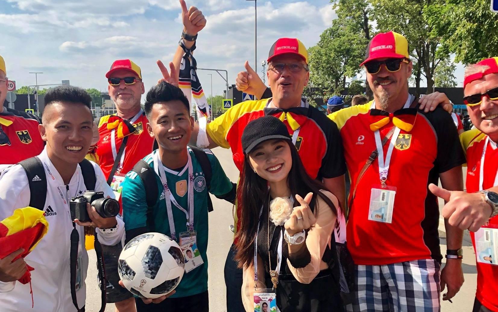 A khoi Ngoc Nu rang ro sang Nga xem World Cup, co vu doi Brazil hinh anh