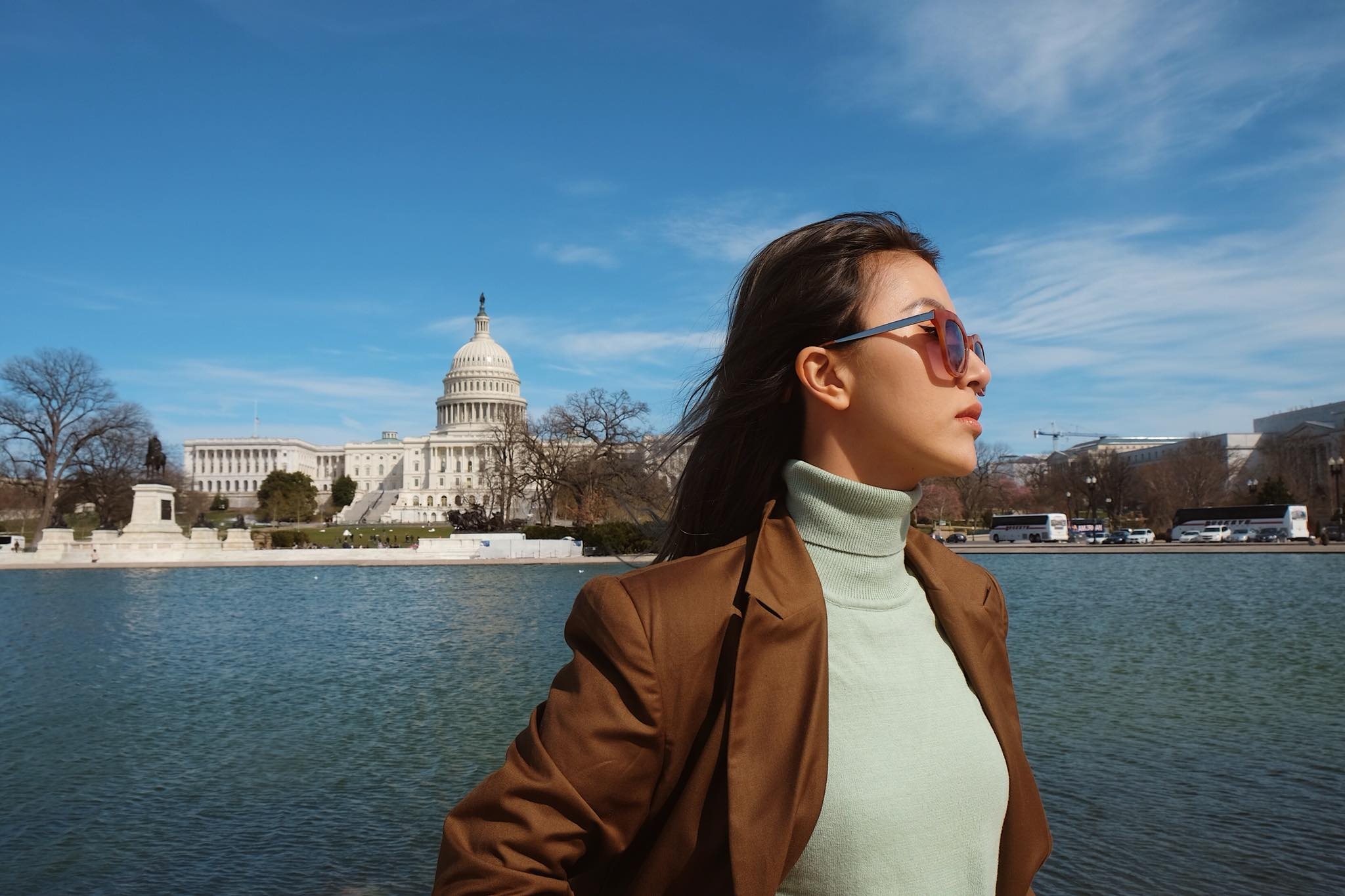 Quỳnh Anh Shyn lộ cằm nhọn ảnh 8 Quynh Anh Shyn lo cam nhon anh 8