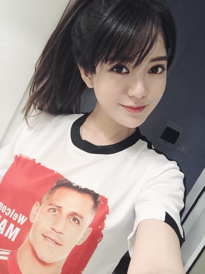 nhan sac cac hot girl 9X da la me anh 22