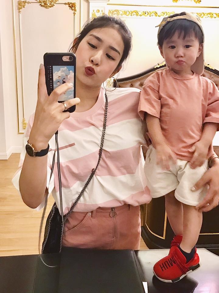 nhan sac cac hot girl 9X da la me anh 3