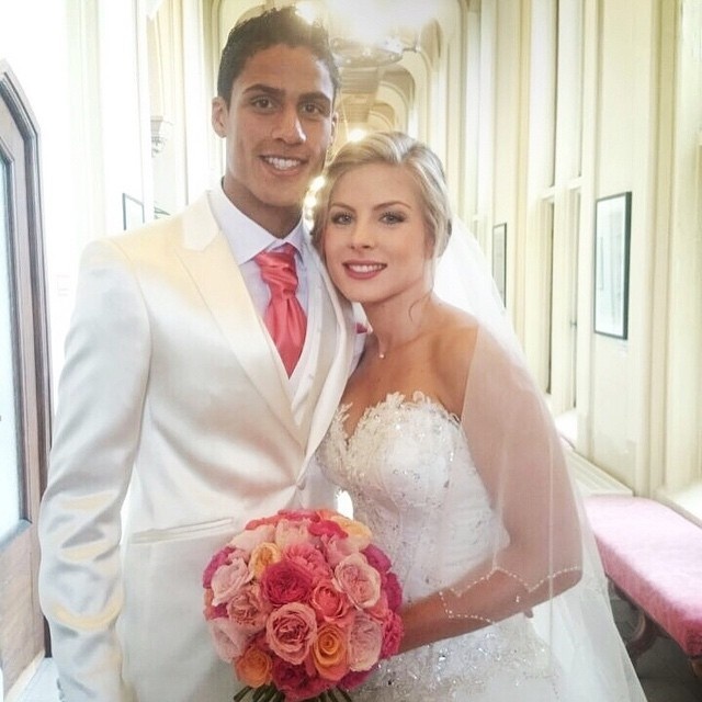 vẻ xinh đẹp của vợ Raphael Varane ảnh 4 ve xinh dep cua vo Raphael Varane anh 4