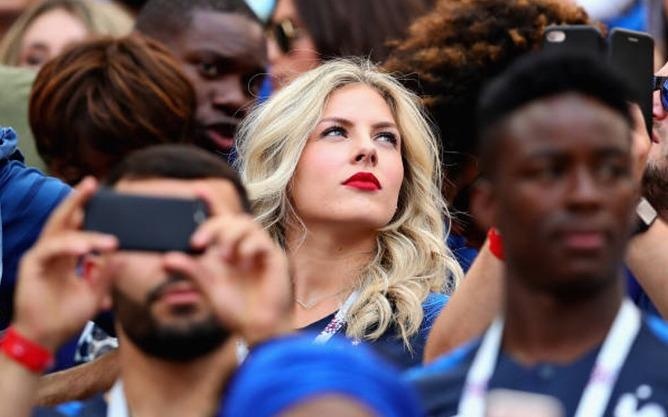 Nhan sac xinh dep va quyen ru cua vo trung ve tuyen Phap hinh anh