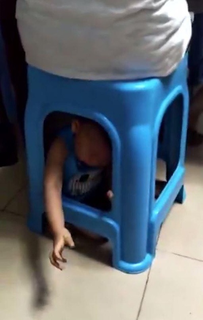 me nhot con duoi gam ghe anh 2