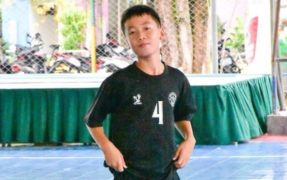 Uoc mo cua cau thu nhi Thai Lan bi mac ket van no nu cuoi tuoi hinh anh