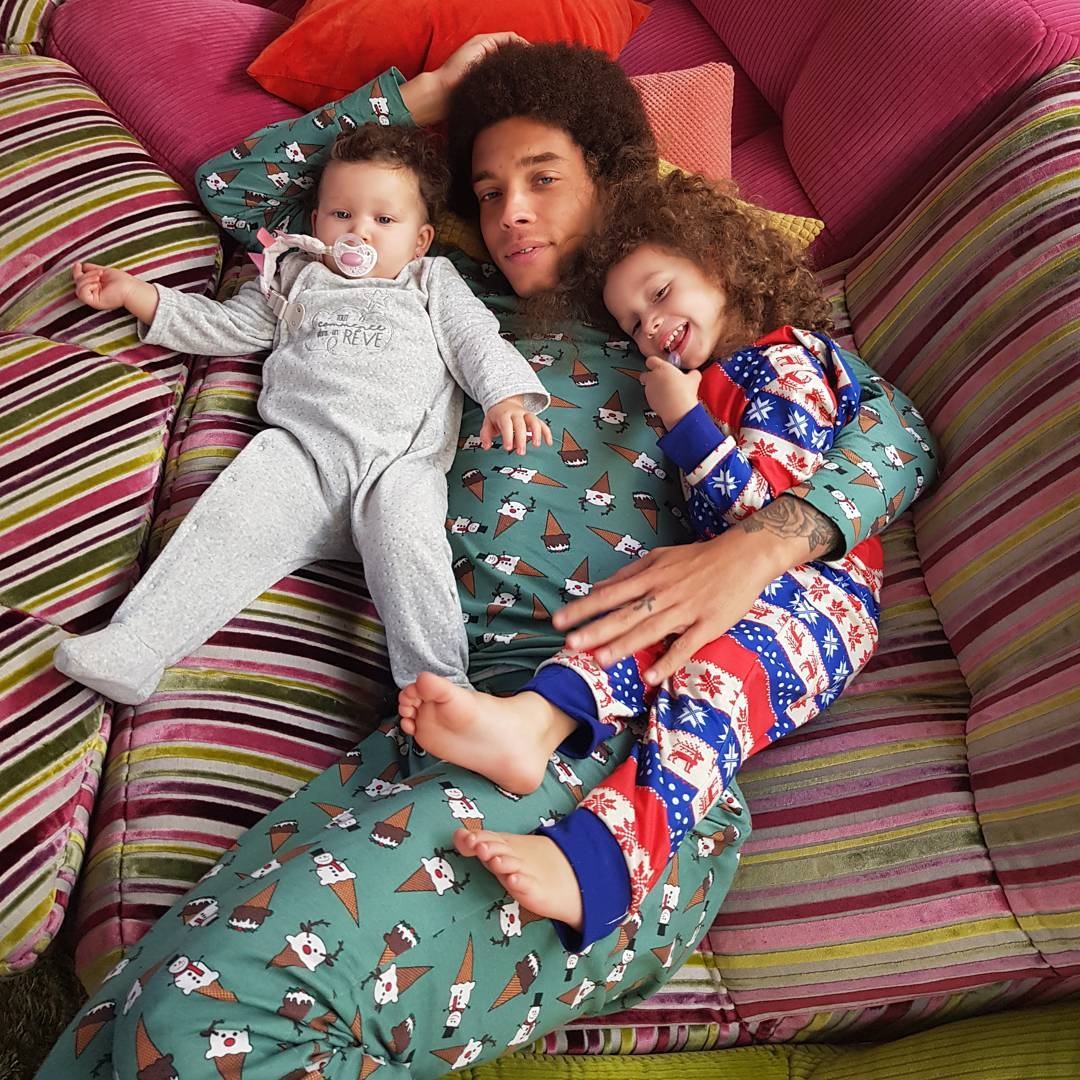 nang WAGs Bi la cuu nguoi mau noi y anh 6