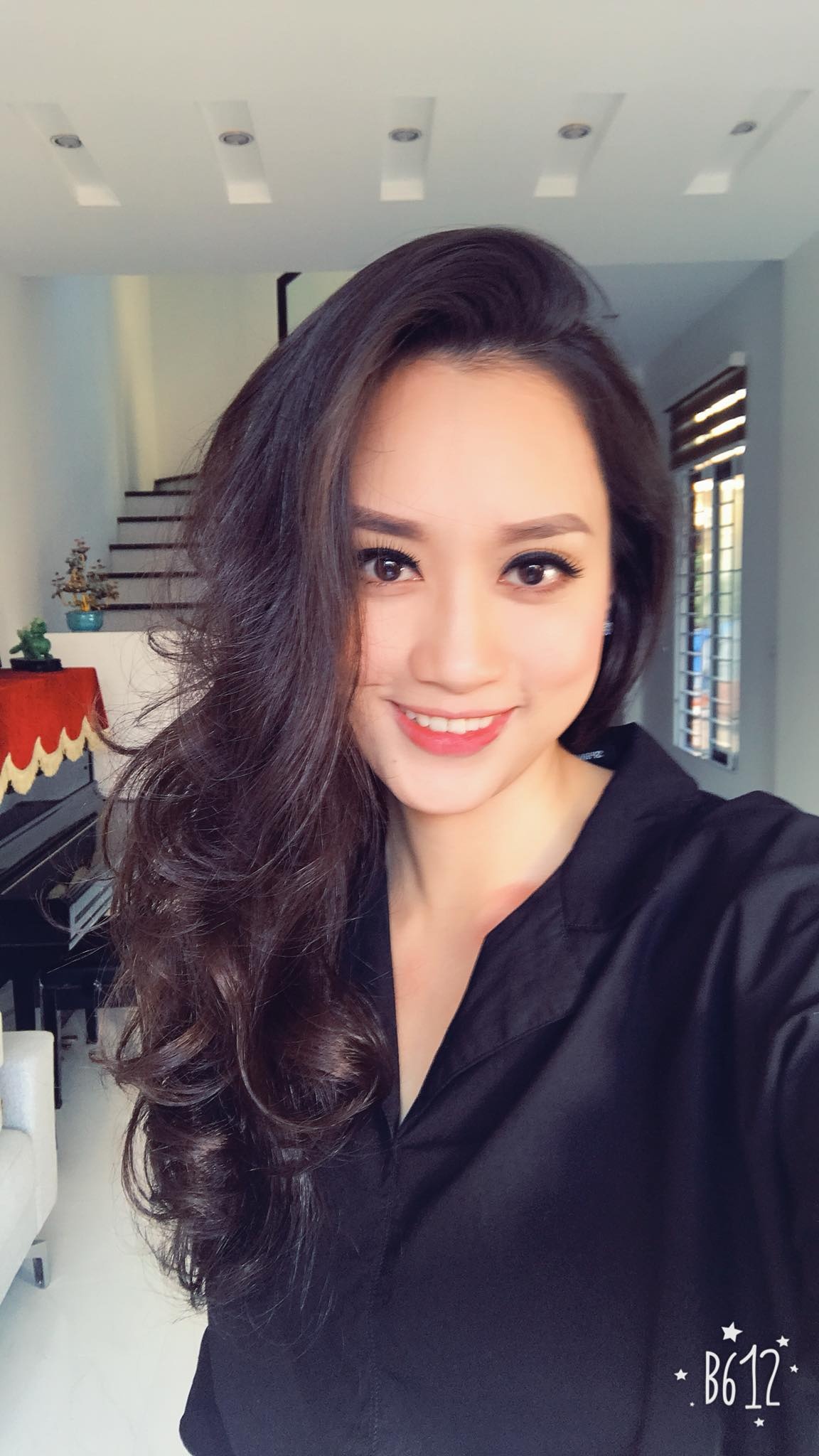 ngay ay bay gio cua MC Hong Nhung Chiec non ky dieu anh 3