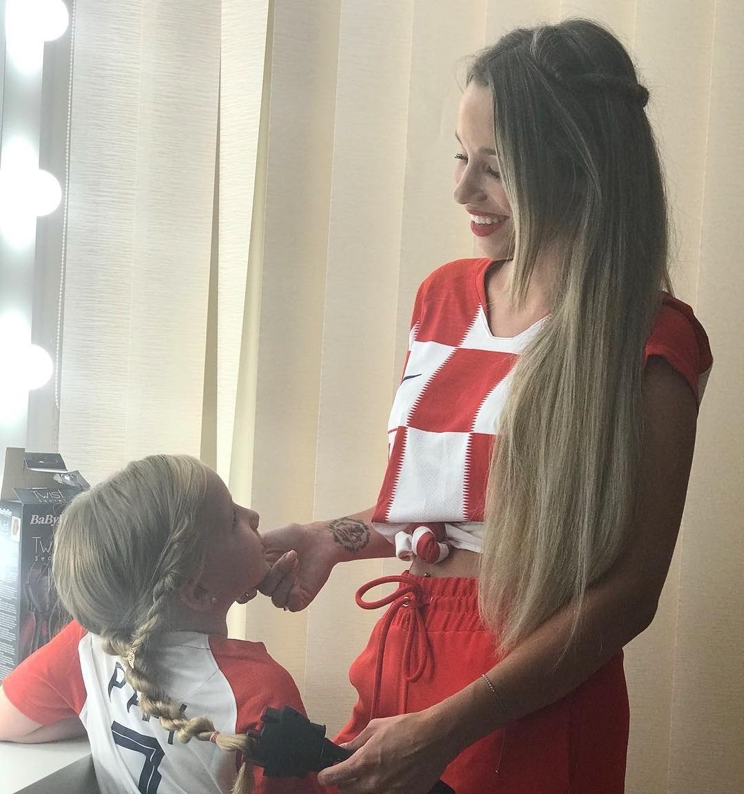 WAGs doi tuyen Croatia anh 17