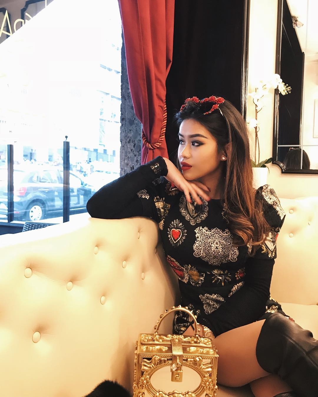 những hot girl Việt đam mê đồ hiệu ảnh 5 nhung hot girl Viet dam me do hieu anh 5