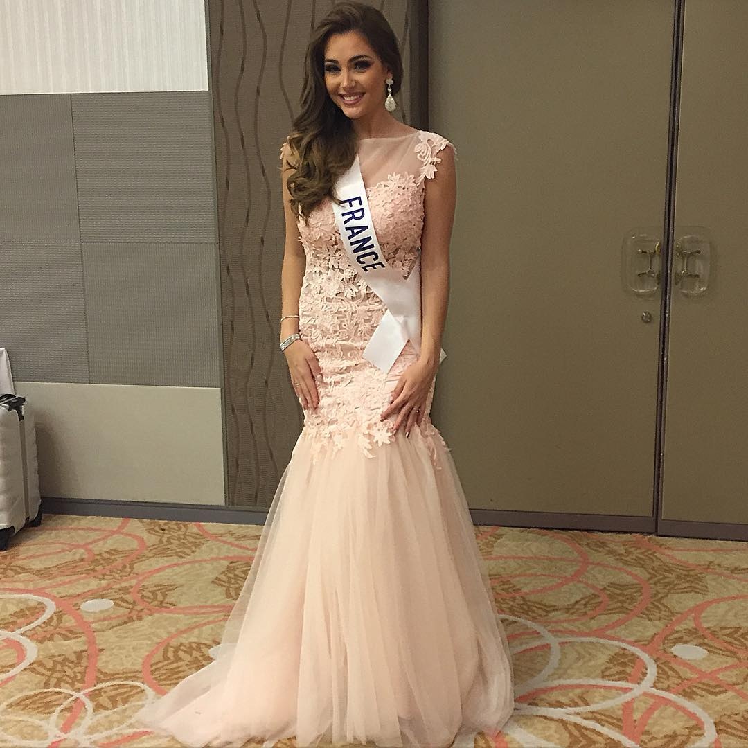 Nàng Wags Pháp xinh đẹp nhất mùa World Cup 2018 ảnh 8 Nang Wags Phap xinh dep nhat mua World Cup 2018 anh 8