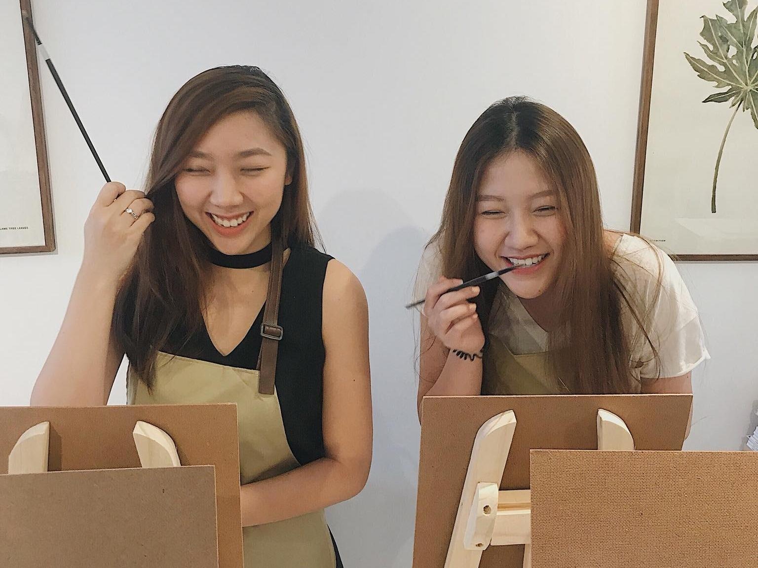 2 em gai xinh dep va luon duoc chu y cua MC Tran Thanh hinh anh