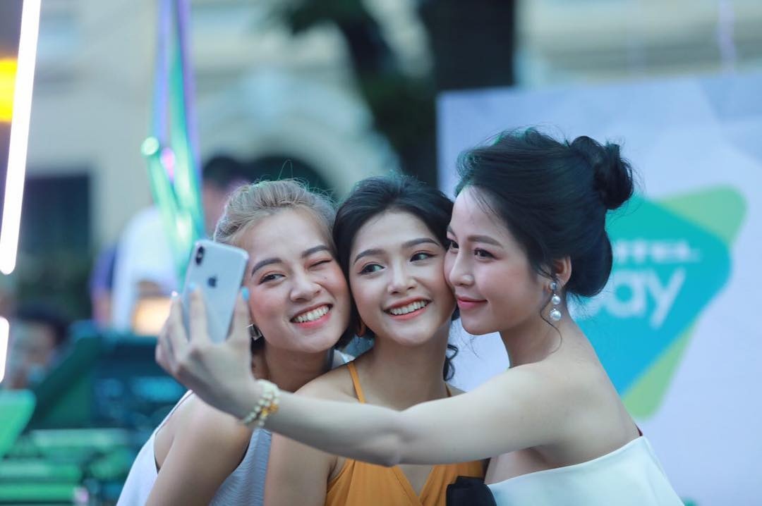 Trâm Anh bị dàn hot girl World Cup tẩy chay ảnh 3 Tram Anh bi dan hot girl World Cup tay chay anh 3