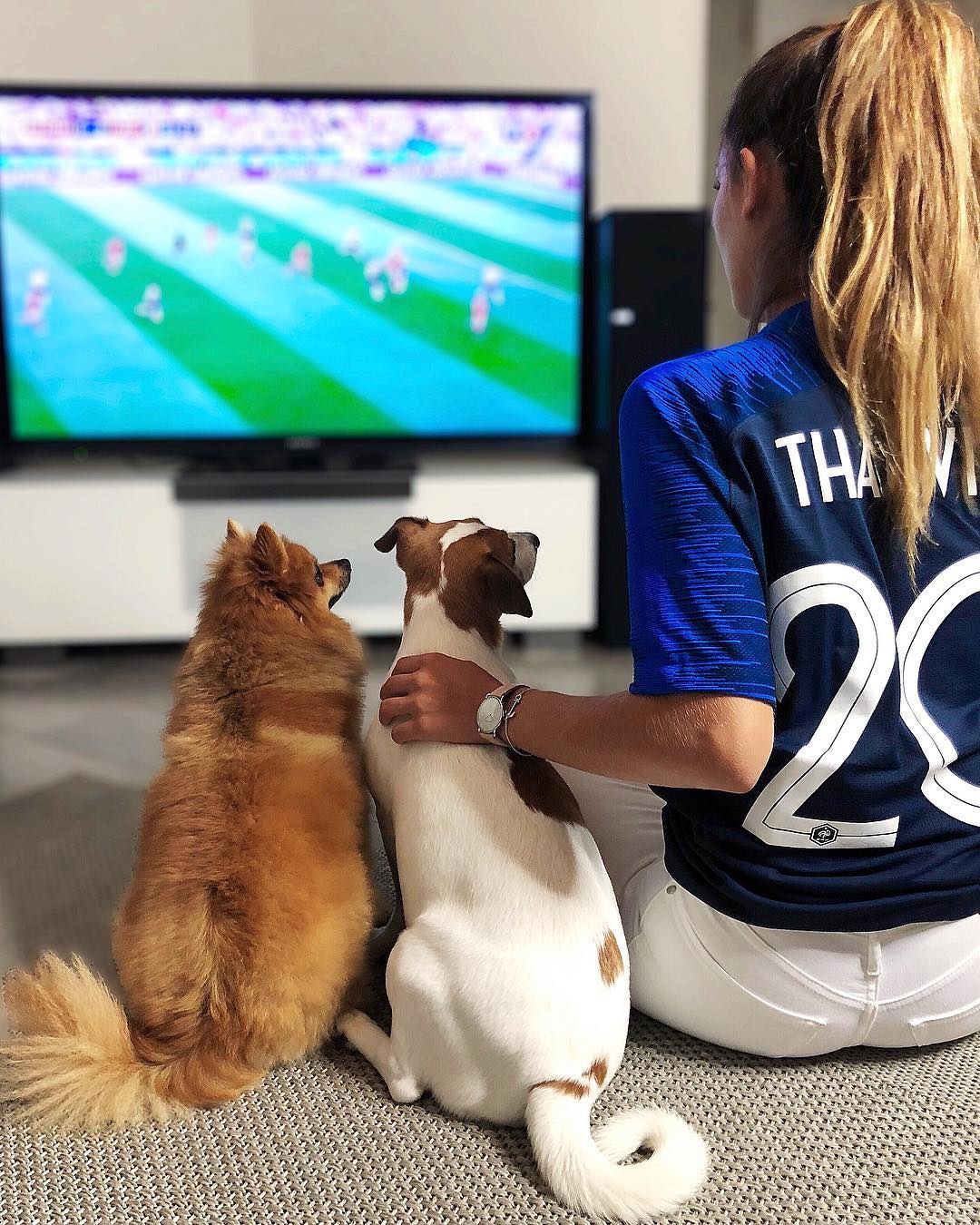 Nàng Wags Pháp xinh đẹp nhất mùa World Cup 2018 ảnh 4 Nang Wags Phap xinh dep nhat mua World Cup 2018 anh 4