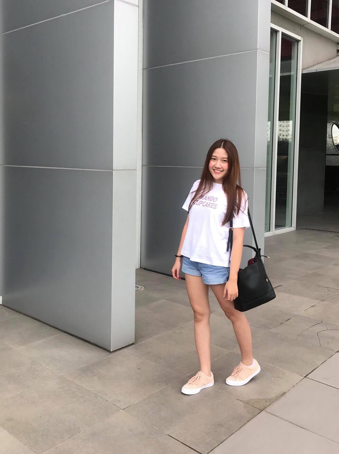 em gái MC Trấn Thành  ảnh 12 em gai MC Tran Thanh anh 12