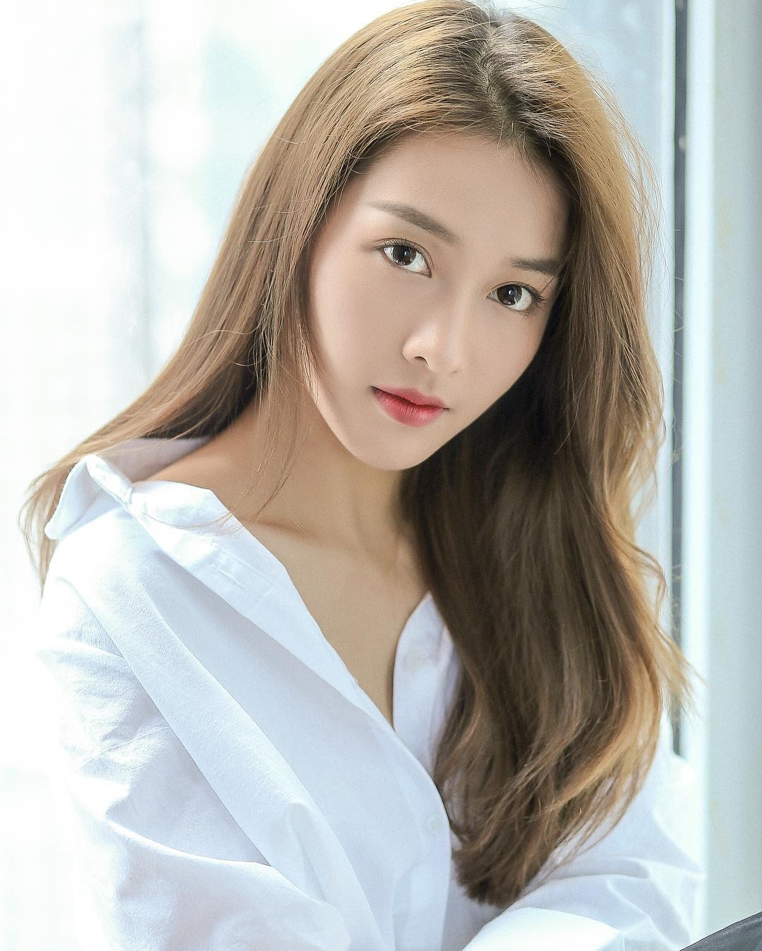 hot girl Minh Ngoc tra loi fan tren instagram anh 1