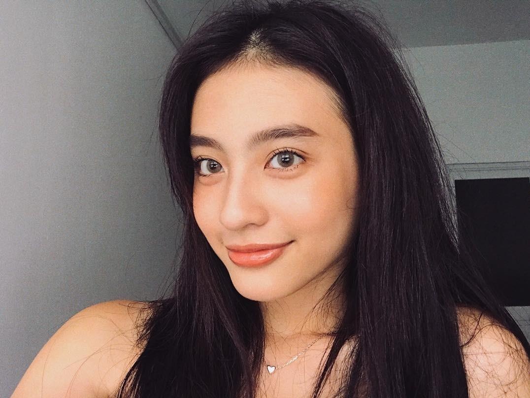 Hot girl Minh Ngoc: 'Sao lai giong Kha Ngan khi co ay sinh sau chi?' hinh anh