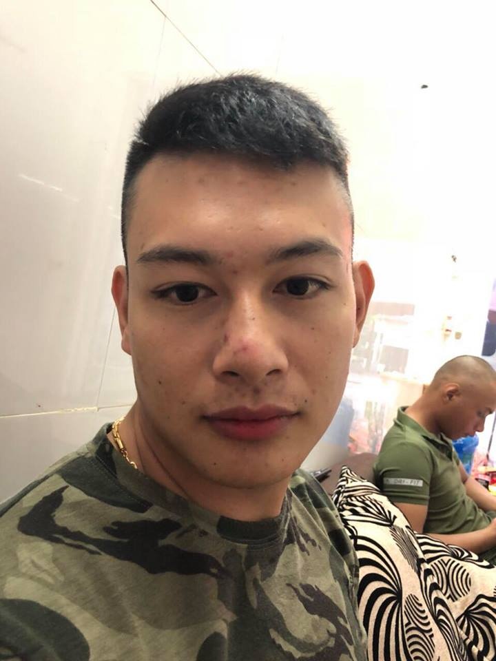 chàng trai làm mẫu cho người yêu make up ảnh 1 chang trai lam mau cho nguoi yeu make up anh 1