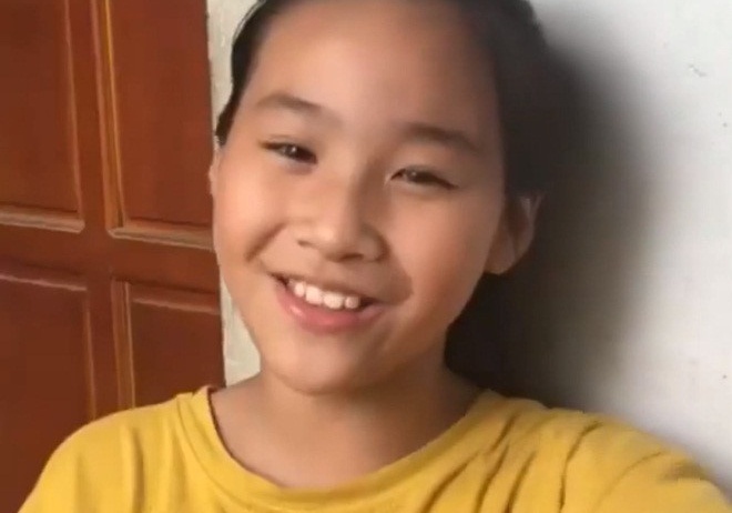 Bo co be hat 7 thu tieng: Khong thich con noi tieng qua clip vui hinh anh