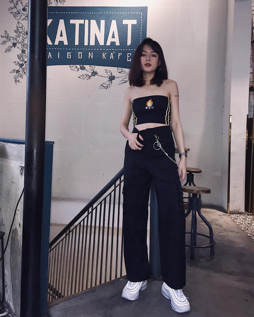 2 mau anh hot tai Sai Gon Phuong Uyen va Huynh Nhu anh 11