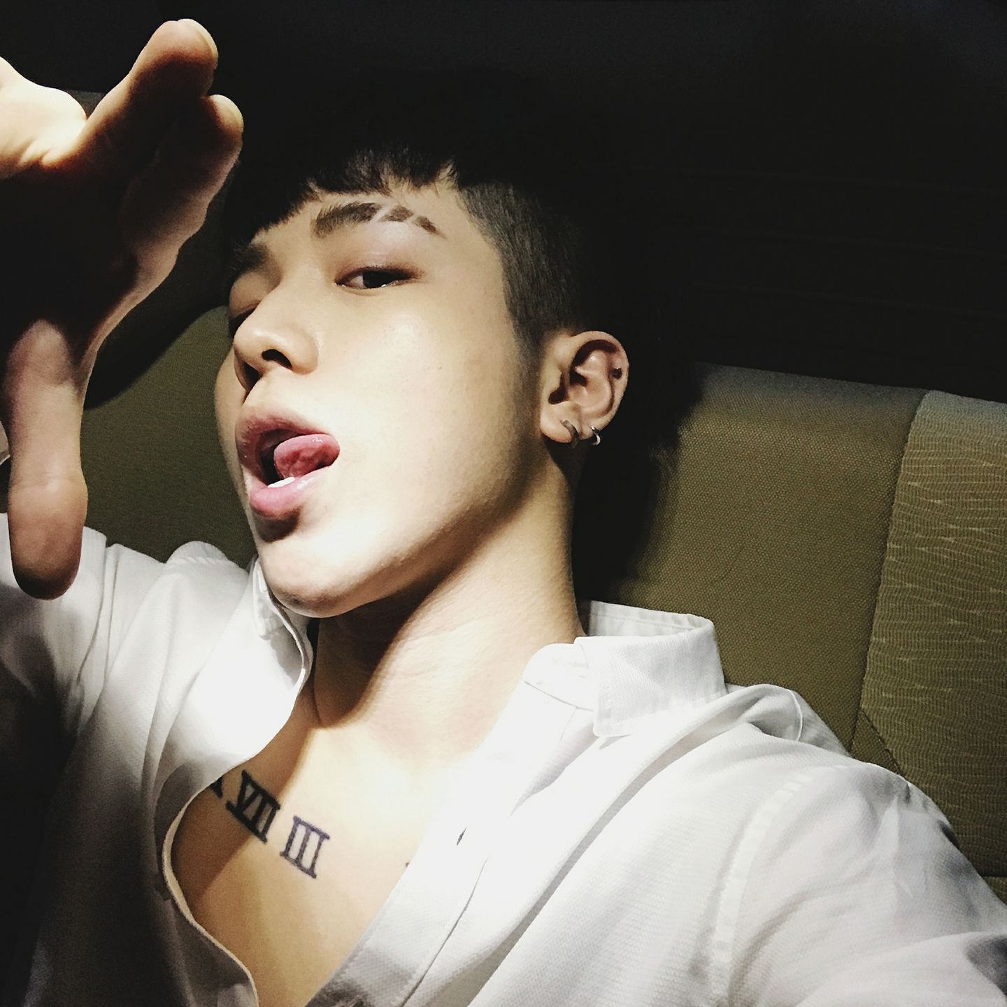 hot boy bat ngo noi tieng ngay ay - bay gio anh 18