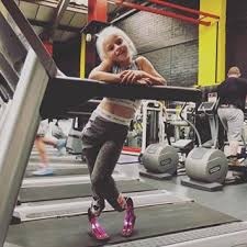 co be cut chan lam nguoi mau thoi trang anh 7