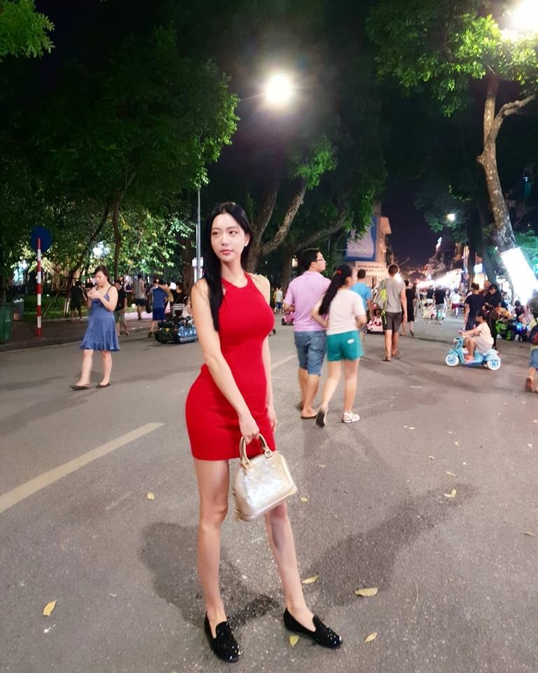 Clara Lee den Viet Nam anh 1