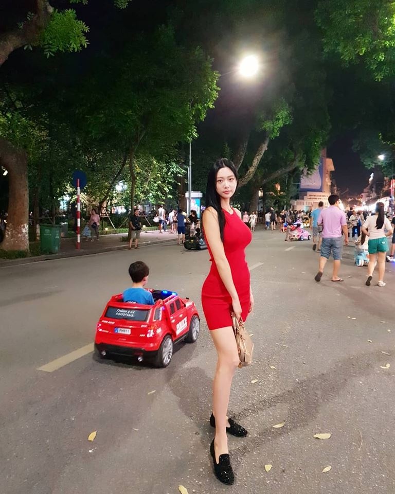 Clara Lee den Viet Nam anh 2