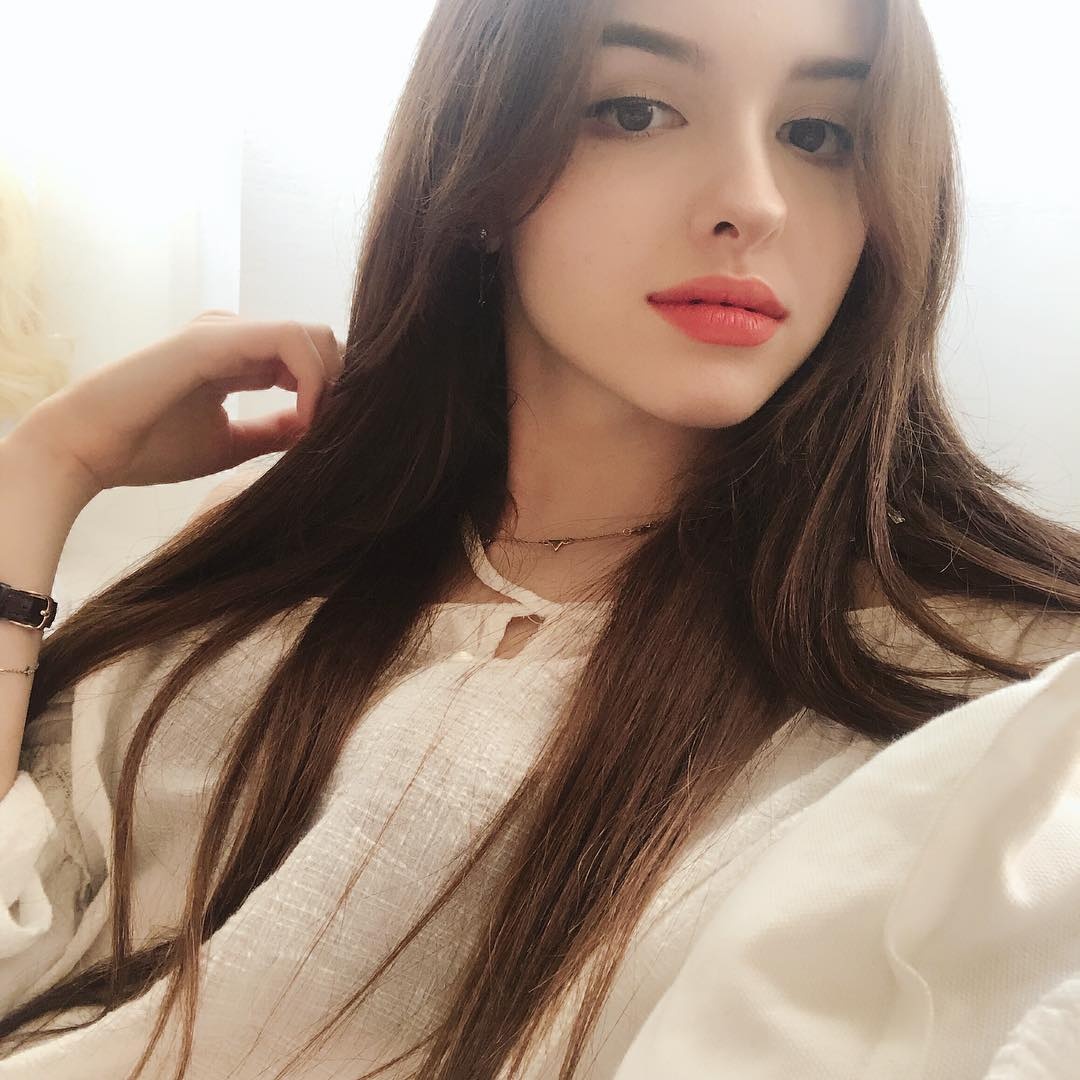 hot girl Uzbekistan anh 1