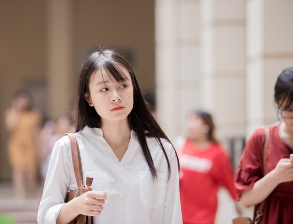 nữ sinh Báo chí xinh đẹp ảnh 1 nu sinh Bao chi xinh dep anh 1