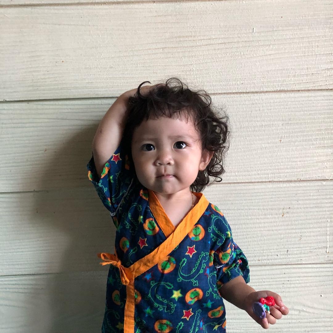 be gai co bieu cam kho o anh 6