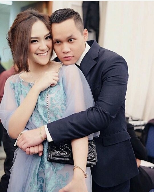 Hot girl Indonesia giau co anh 9