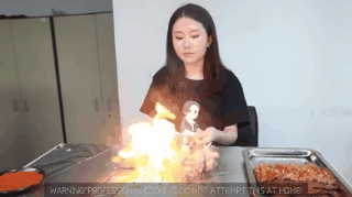 'Thanh an cong so' mo tiec BBQ tai van phong hinh anh