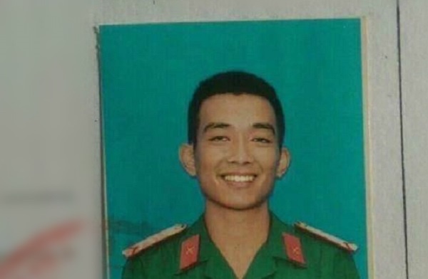 Dan mang khoe anh the bi loi, chup xong khong muon nhin lai hinh anh