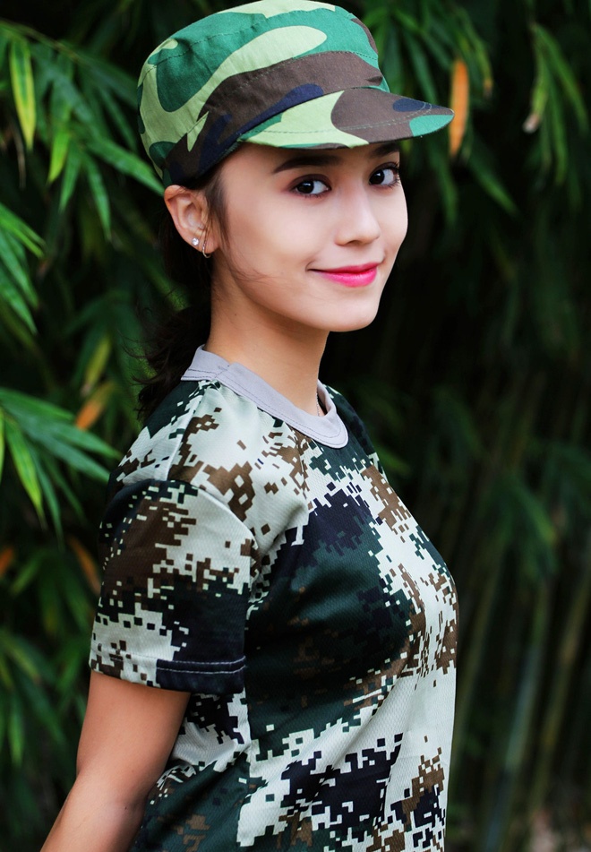 hot girl giong Dich Le Nhiet Ba anh 3