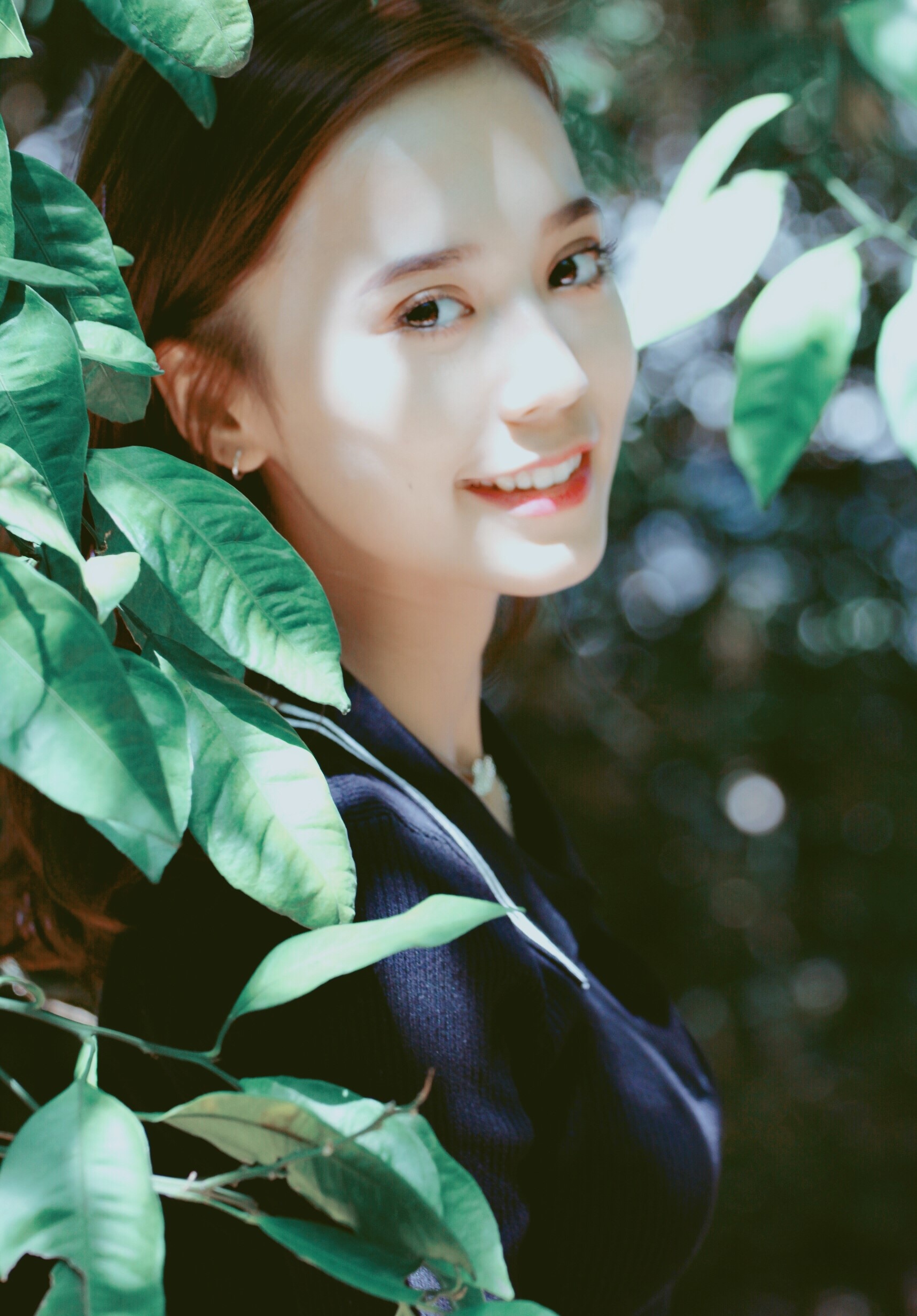 hot girl giong Dich Le Nhiet Ba anh 8